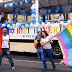 5c8ab25b250000bd0581928b