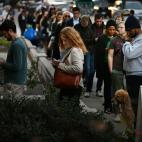 Votantes haciendo cola para votar en el Centro de la comunidad jud&iacute;a en Washington.