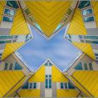 (c) Cor Boers, Netherlands, Países Bajos, Categoría Arquitectura, Categoría abierta Sony World Photography Awards 2015. Título de la imagen: Blaak Descripción de la imagen: Las casas cubo (en holandés: Kubuswoningen) son un innovador co...