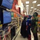 Claro, luchar contra el crimen es divertido, pero ver tele te hipnotiza.