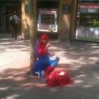 ¡No me molestes, niño!