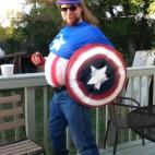 Su arma es dar de panzazos.