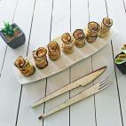 ngredientes: dos berenjenas grandes, nueces, d&aacute;tiles, almendras, aceite de oliva, lentejas cocidas, ajo, zumo de lim&oacute;n, s&eacute;samo tostado, sal y comino molido. Prep&aacute;ralos siguiendo estos pasos