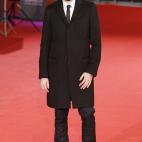 5c8b7093200000450470c3d9