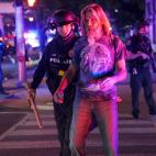 5f6d9fe6250000ef039d8cf3