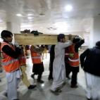 Féretro de un estudiante muerto en el ataque. (Metin Aktas/Anadolu Agency/Getty Images)