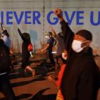 5f6d9f20280000ca1f9d3518