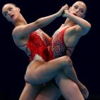 Un detalle del inicio a lo flamenco de las británicas Kate Shortman e Isabelle Thorpe