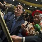 5c8b574f240000f404a478fb