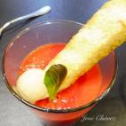 Si hay algo m&aacute;s veraniego que el gazpacho es la sand&iacute;a. Y qu&eacute; mejor que mezclar estas dos comidas en una deliciosa receta lista en tres pasos.