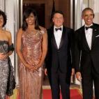 5c8b6d61360000c81a6d0dcc