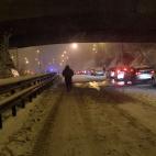 Atascos y m&aacute;s atascos a la ca&iacute;da de la noche