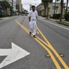 Calles desiertas en la costa este de Estados Unidos, hacia donde se dirige ahora Matthew.