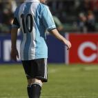 Argentina's Lionel Messi reacts during a World Cup 2014 qualifying soccer match against Bolivia in La Paz, Bolivia, Tuesday, March 26, 2013. (AP Photo/Juan Karita)