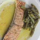 Los ingredientes necesarios son: Salmón fresco Naranja Consulta la receta completa en CookPad