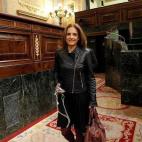 5c8aa9d2250000bd058181e0