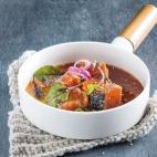 Se necesita salmón fresco, salsa de soja y miel.