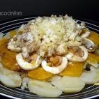 Los ingredientes necesarios son bacalao salado, patatas, naranja y huevos.