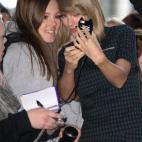 Con una fan en Londres.