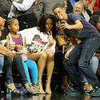 En un partido de baloncesto en Nueva York.