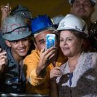La presidenta brasileña en una visita al metro de Río de Janeiro el 2 de abril.