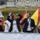 5c8aa9e9240000f404a37269