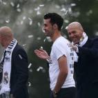 5c8aa9ed2400004205a37277