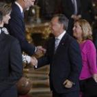 5c8b5e2c360000ba1a6ce780