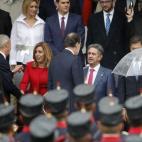 5c8b5f1e240000f404a48b5c