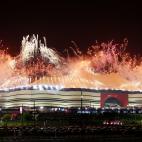 Fuegos artificiales en el Al Bayt Stadium.