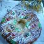 Mira cómo preparar el roscón y la crema.