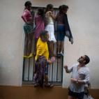 5c8b3bf12400006b054d2b2f