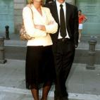 5c8aa75e2000009e046f7ca4