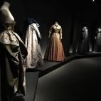 5c8b63cf2300005300e812b2