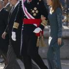 5c8b5d33360000c81a6ce4e2