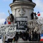 "El islam es la paz, no la barbarie".