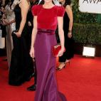 5c8aa2a3250000bd05816f26