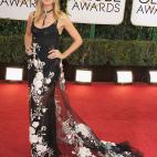 5c8aa2ae2300000401236451