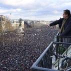 5c8b6bc6230000dd0424b019