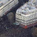 5c8b6bc92000009e0470b78e