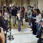 5c8ab9fb20000043046fa0f7