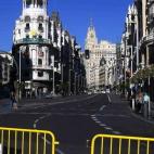 5c8a81c0250000bd05813810