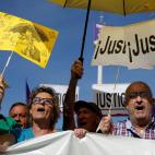 5c8a4a1f2400005405a2e34a