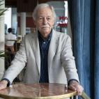 Eduardo Mendoza, Ri&ntilde;a de gatos. Madrid 1936.