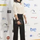 5c8ad1b220000043046fcf24