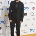 5c8ad1b7240000f7054c837d