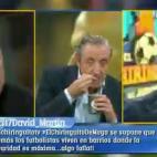 Obligado a explicar lo que hac&iacute;a en esta "pillada" en 'El Chiringuito': &ldquo;Como tengo la garganta regular estoy comiendo miel con la cuchara&rdquo;.