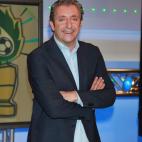 Sube una foto en su despacho y en Instagram enloquecen por el objeto que se ve en la mesa: la bufanda del Bar&ccedil;a escondida.