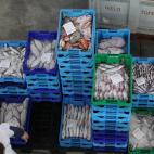 El Corte Ingl&eacute;s es uno de los principales compradores del lugar. Los pescados se distribuir&aacute;n en las pr&oacute;ximas horas a las tiendas de Alicante, Murcia, Elche, Albacete, Cartagena y Madrid.