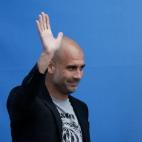 5c8a6965250000e203c902e4